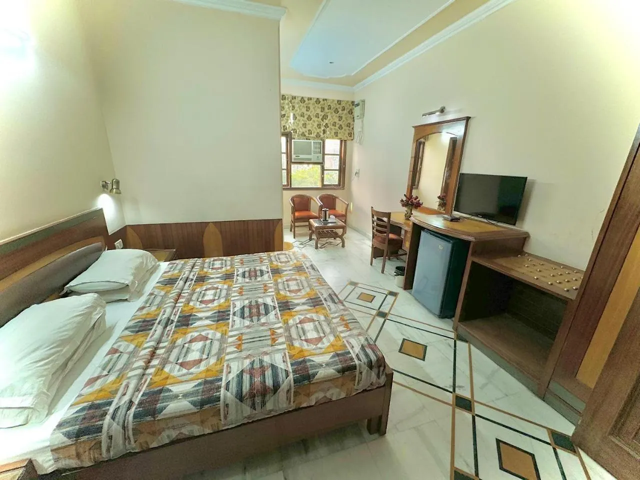 Hotel C Park - Karol Bagh, New Delhi