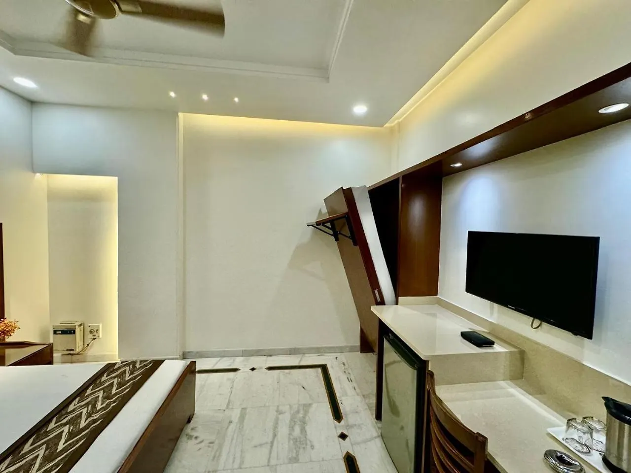 Hotel C Park - Karol Bagh, New Delhi India